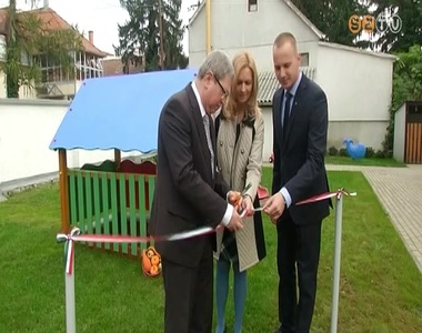 Megsz�p�lt a Kuck� B�lcs�de udvara