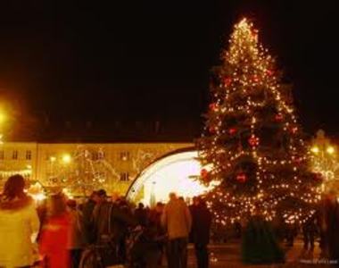 Adventi programsorozat a Fő téren