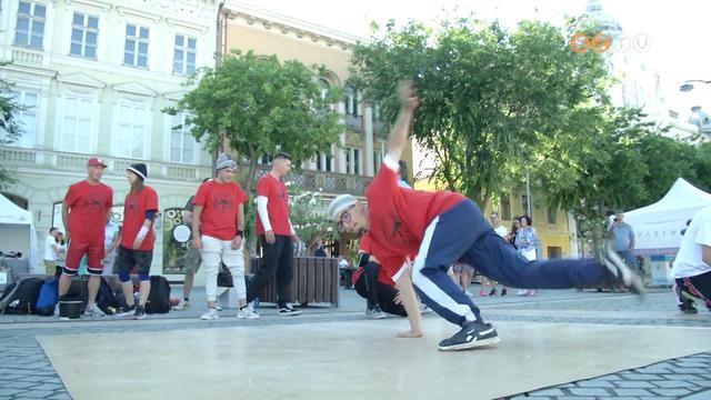 Utcaművészet - a kultúra minden ága megmutatta magát Szombathely belvárosában Utcaművészet - a kultúra minden ága megmutatta magát Szombathely belvárosában