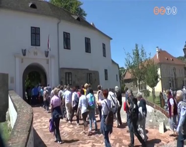 Sikeres az akt�v id�skor program