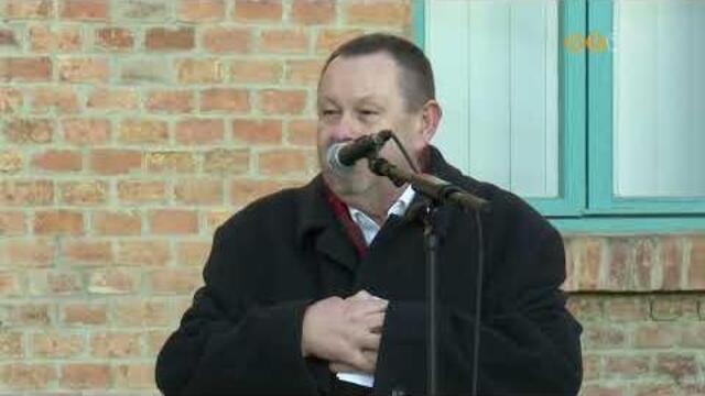 Szoboravat nnepsggel rt vget a Holln Ern-emlkv