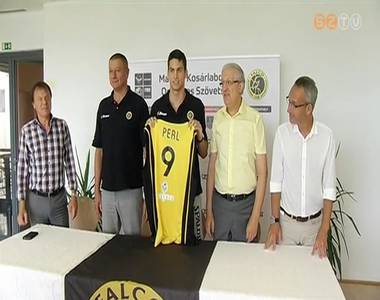 Perl Zolt�nt hazacs�b�totta a Falco