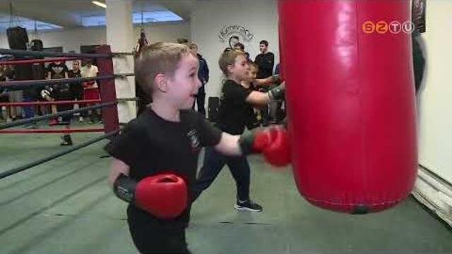 Kiválóan sikerült a legutóbbi év az ÚjGeneráció Ökölvívó Iskola számára Kiválóan sikerült a legutóbbi év az ÚjGeneráció Ökölvívó Iskola számára