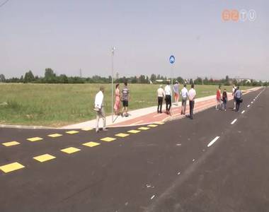 Új iparterület - 15 hektáron 10 telket közművesített a SZOVA a Sárdi-ér úton Új iparterület - 15 hektáron 10 telket közművesített a SZOVA a Sárdi-ér úton