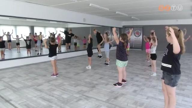 Közel két tucat kisgyerek részvételével zajlik a Westside Táncsport egyesület nyári tábora Közel két tucat kisgyerek részvételével zajlik a Westside Táncsport egyesület nyári tábora