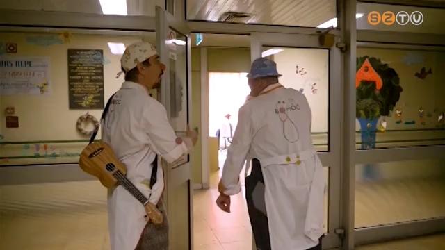A járványhelyzetben is vizitelnek a bohócdoktorok, bár nem mindenhol A járványhelyzetben is vizitelnek a bohócdoktorok, bár nem mindenhol