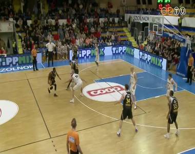 Nem vallott sz�gyent a Falco Szolnokon