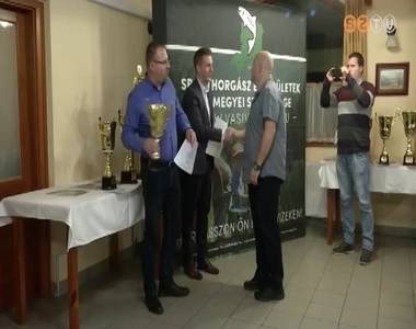 �vet z�rtak a horg�szok