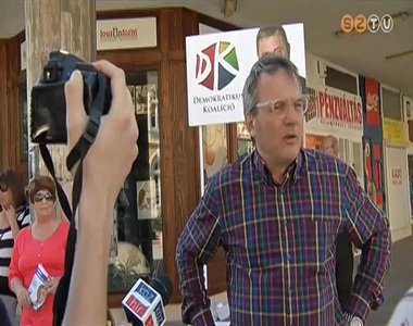 Szombathely F�ter�n kamp�nyolt a Demokratikus Koal�ci�