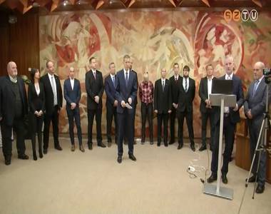 Bemutatta jel�ltjeit az �nkorm�nyzati v�laszt�sokra az ellenz�ki �sszefog�s