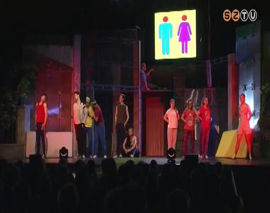 Telt ház előtt mutatták be a Szép nyári nap című musicalt az Iseumi Játékokon Telt ház előtt mutatták be a Szép nyári nap című musicalt az Iseumi Játékokon