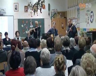 A k�t �ve elhunyt Balogh J�zsef k�lt�-tan�r �r�saib�l jelent meg v�logat�s