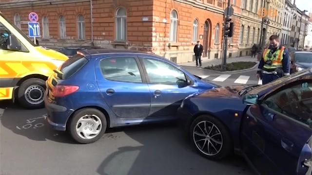 Balesetek a városban Balesetek a városban