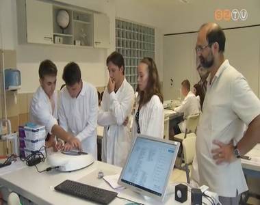 Különleges kísérletek a Bolyaiban Különleges kísérletek a Bolyaiban