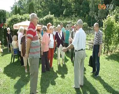 Nyugd�jasok a kiskertekben