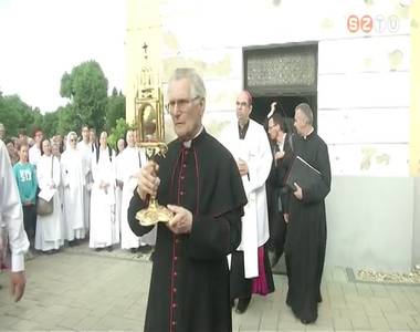 A boldoggá avatást övező programok A boldoggá avatást övező programok