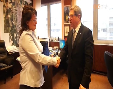 Szommer Ildik� “Az �v fesztiv�lszervez�je”