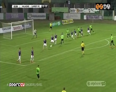 Hali-veres�g a bajnoki nyit�nyon