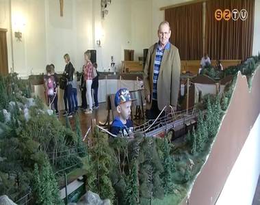 Vas�tmodell-ki�ll�t�s a Don Bosco M�vel�d�si H�zban