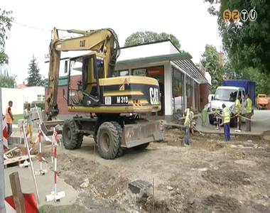 Elindult a h�rom �ves �tfel�j�t�si program