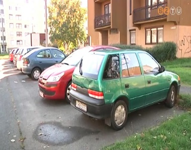 Hamarosan megold�dhatnak a parkol�si gondok Oladon