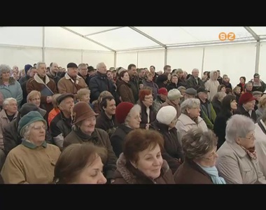 Lakoss�gi f�rumon tiltakoztak a V�z�nt� utcai f�t�m� �p�t�s ellen