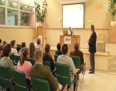 Szabadegyetemi el�ad�ssorozatot ind�t a Gothard Amat�rcsillag�szati Egyes�let