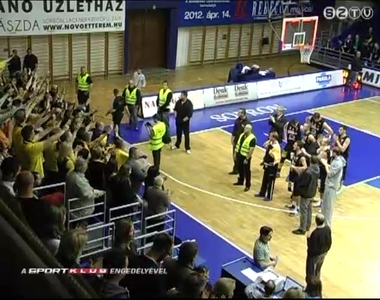 Sopron - Falco, bajnoki negyedd�nt� 2. m�rk�z�s (3-4. negyed)