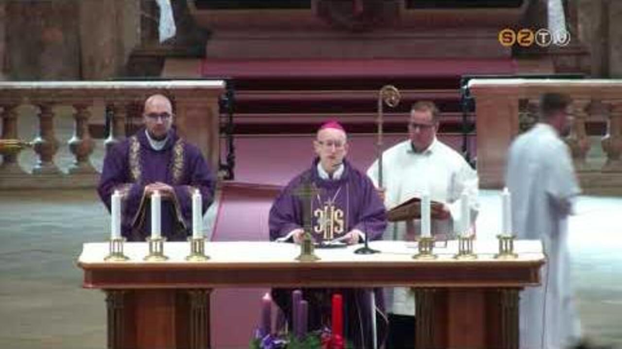 Harminc ve szenteltk pspkk Mrfi Gyula nyugalmazott veszprmi rseket