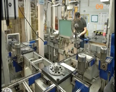 B�v�l� foglalkoztatotts�g