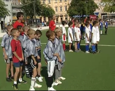 Számos érdeklődőt vonzott a családi futballhétvége