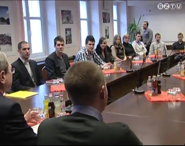 Csereprogram keretében szombathelyi diákok síelnek Vajdahunyadon Csereprogram keretében szombathelyi diákok síelnek Vajdahunyadon