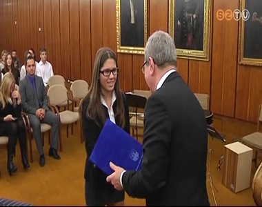 �tadt�k a Petz-�szt�nd�jakat