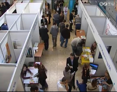 Nagy volt az �rdekl�d�s munka�gyi k�zpont 18. �ll�sb�rz�j�n