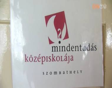 Mindentud�s K�z�piskol�ja: vet�lkedtek a v�ros k�z�piskol�i
