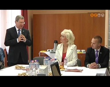 Seg�t� kezek - �sszefog�s az id�sek otthoni biztons�g��rt