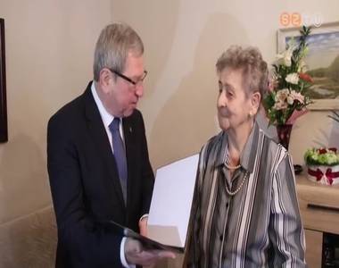 90. sz�let�snapja alkalm�b�l k�sz�nt�tte Pusk�s Tivadar Hajsz�n Ferencn�t