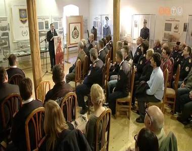 Polg�ri v�delmi el�ad�sok