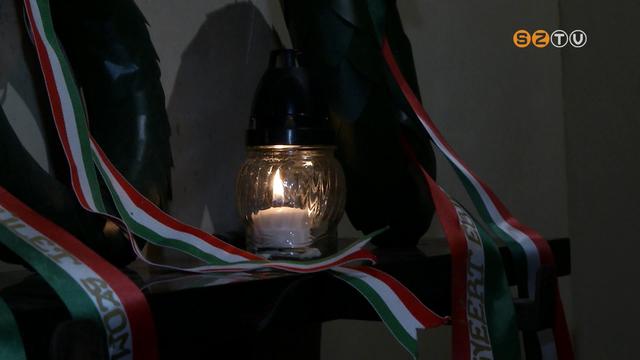 Az 56-os forradalom leverésére emlékezett a Honderű Asztaltársaság Az 56-os forradalom leverésére emlékezett a Honderű Asztaltársaság