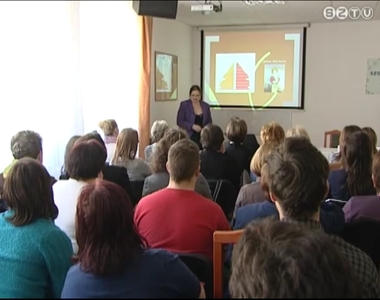 2012 az időskori aktivitás éve 2012 az időskori aktivitás éve