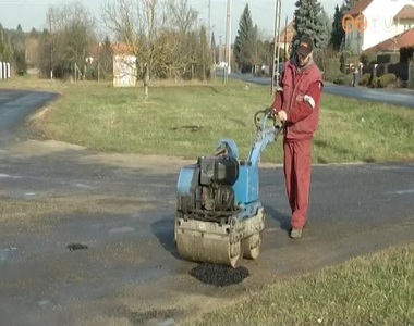 K�ty�z�si munk�t v�gez a v�rosban a SZOVA