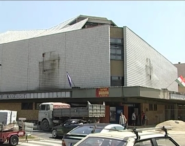 Új külsőt kap a Savaria mozi
Új külsőt kap a Savaria mozi