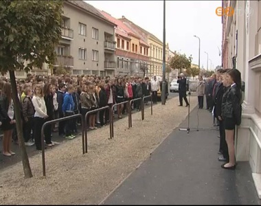 Tóth Imre, 56-os mártírra emlékeztek a Zrínyi-iskolások Tóth Imre, 56-os mártírra emlékeztek a Zrínyi-iskolások