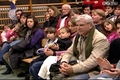 Karácsonyi műsor és ajándékozás a Reguly iskolában