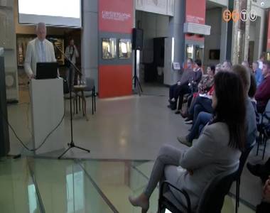 Az Iseumban tartott előadást az Eötvös Loránd Tudományegyetem rektora Az Iseumban tartott előadást az Eötvös Loránd Tudományegyetem rektora