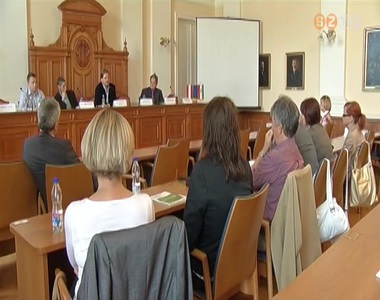 Osztr�k �s magyar munka�gyi szakemberek tan�cskoztak Szombathelyen