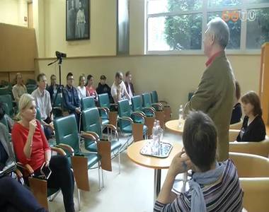 Az ELTE tan�t�- �s �v�k�pz� kar�nak bemutatkoz�sa