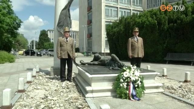 Május utolsó vasárnapja a magyar hősök ünnepe Május utolsó vasárnapja a magyar hősök ünnepe