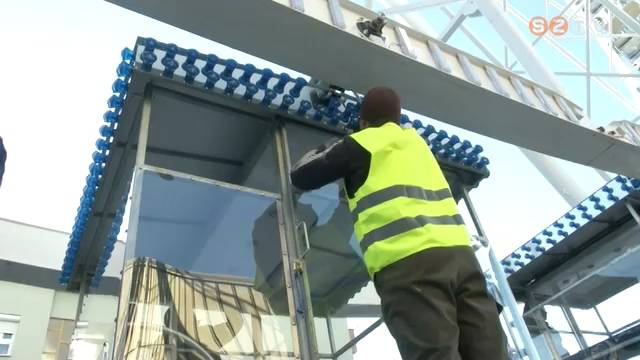 �t h�t ut�n bontj�k Szombathelyen az �ri�skereket