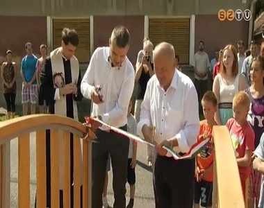 Faluh�zat �s pihen�parkot avattak Dozmaton